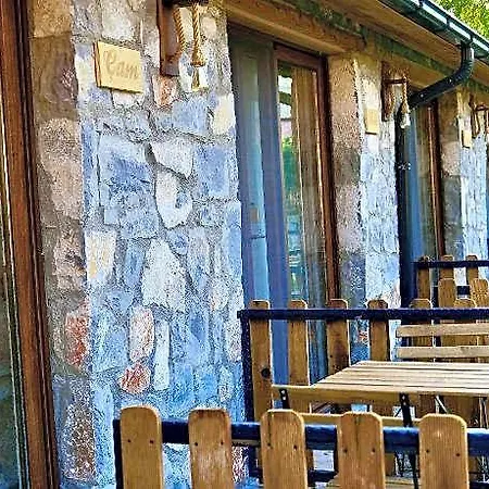 Dedehan Retreat فندق